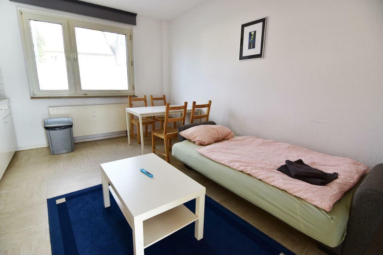 Apartments Koeln Gremberghoven Colonia Esterno foto